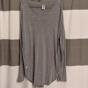 senita athletics long sleeve vneck